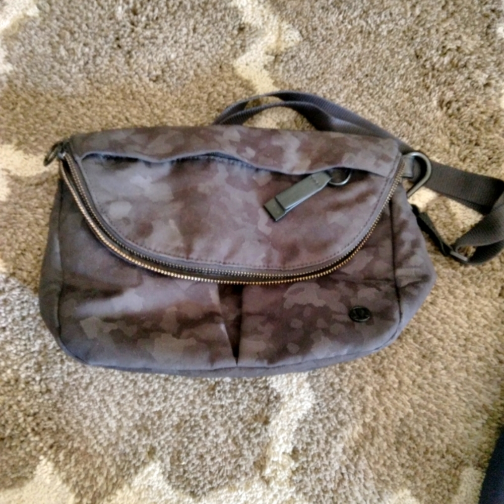 LuLu Lemon bag